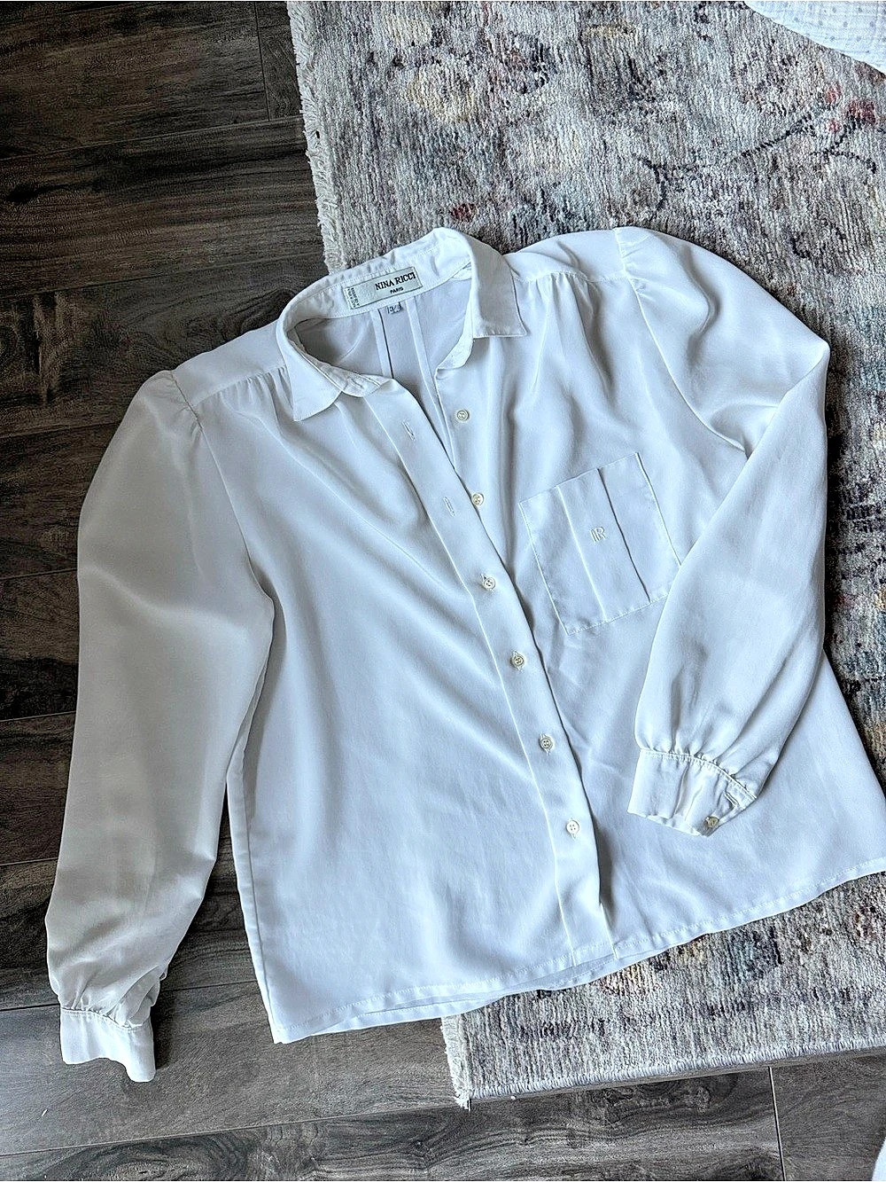 Nina Ricci Button Down Shirt in White Size Small Like New